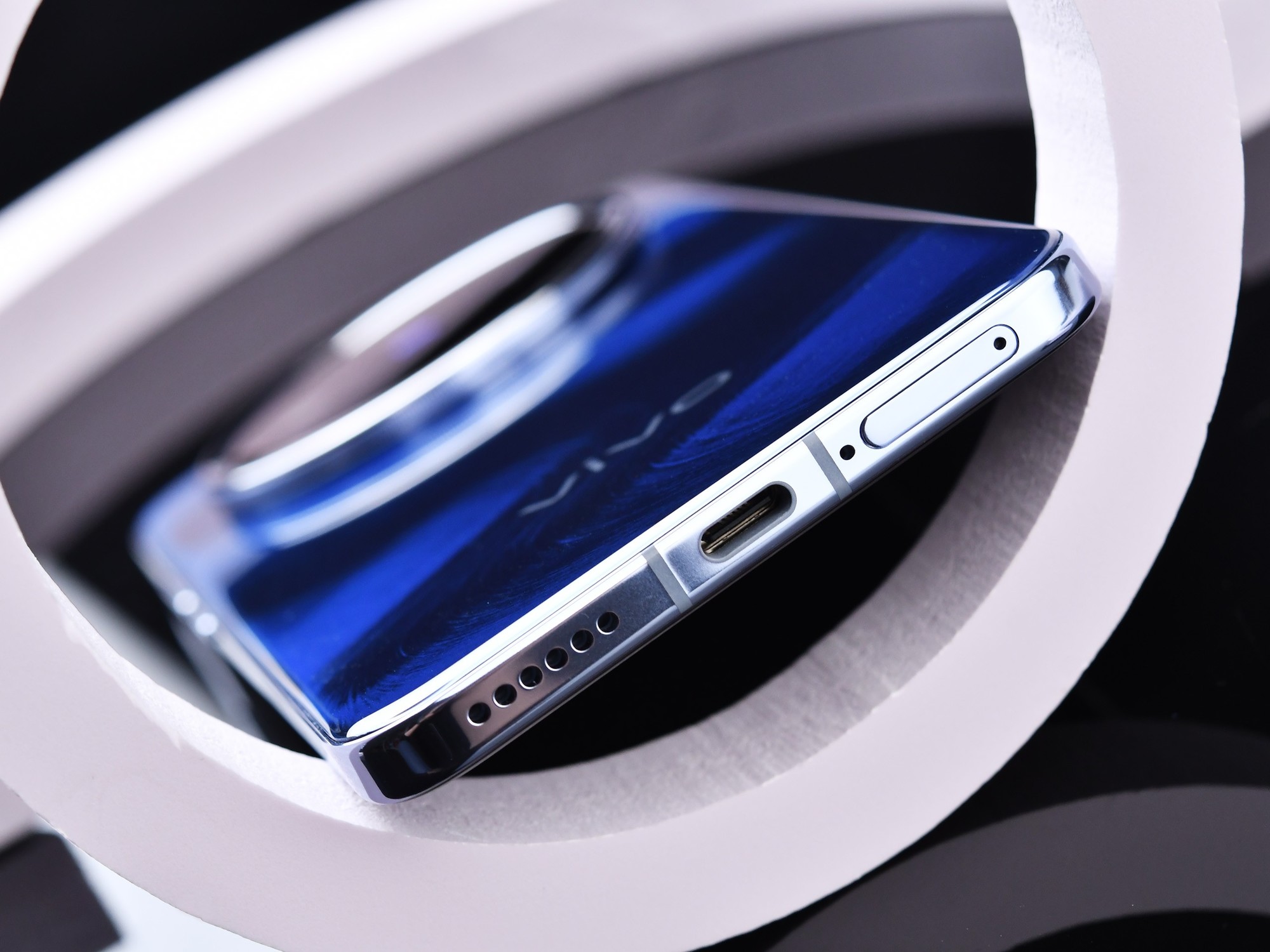 vivo X200全面评测：你跟我说这叫标准版？