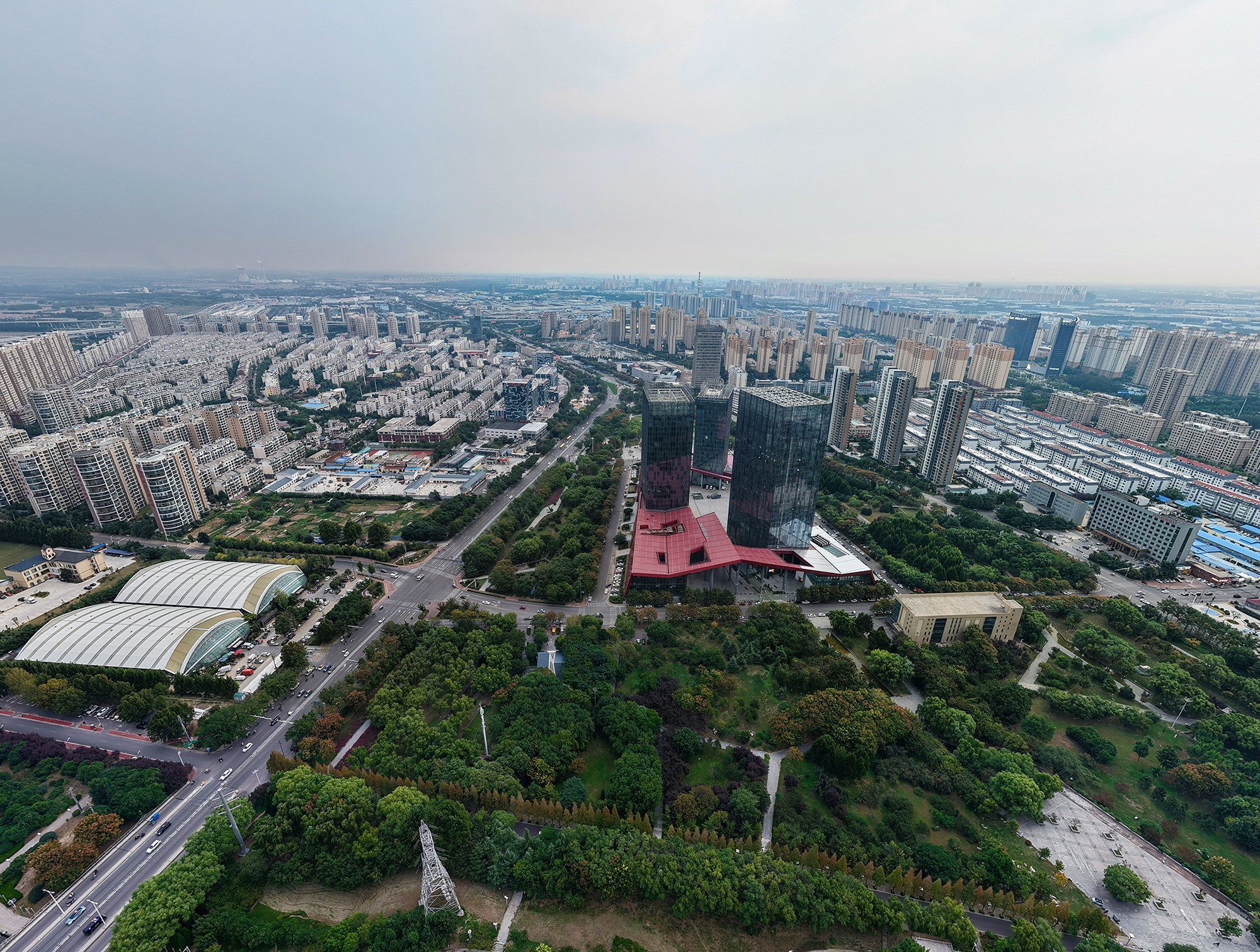 DJI Air 3S无人机评测：回归1英寸，双摄设计，避障返航更安全
