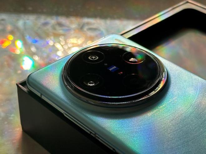 vivo X200 Pro视频拍摄体验：突破极限，重塑专业影像体验__vivo X200 Pro视频拍摄体验：突破极限，重塑专业影像体验