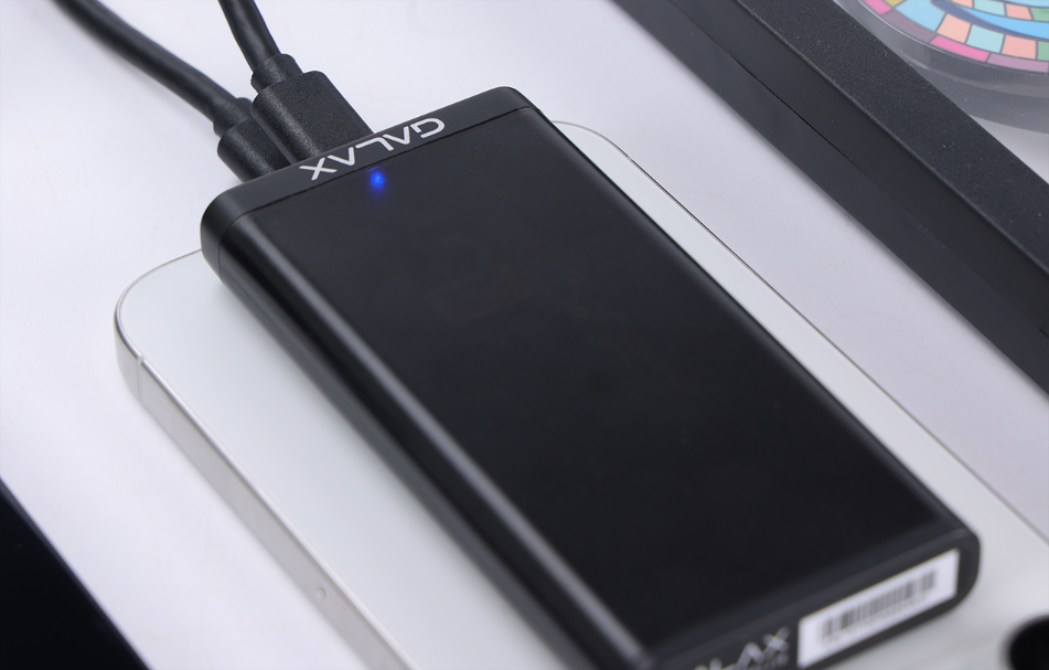 影驰PSD01磁吸移动固态硬盘开箱 高速移动存储新选择