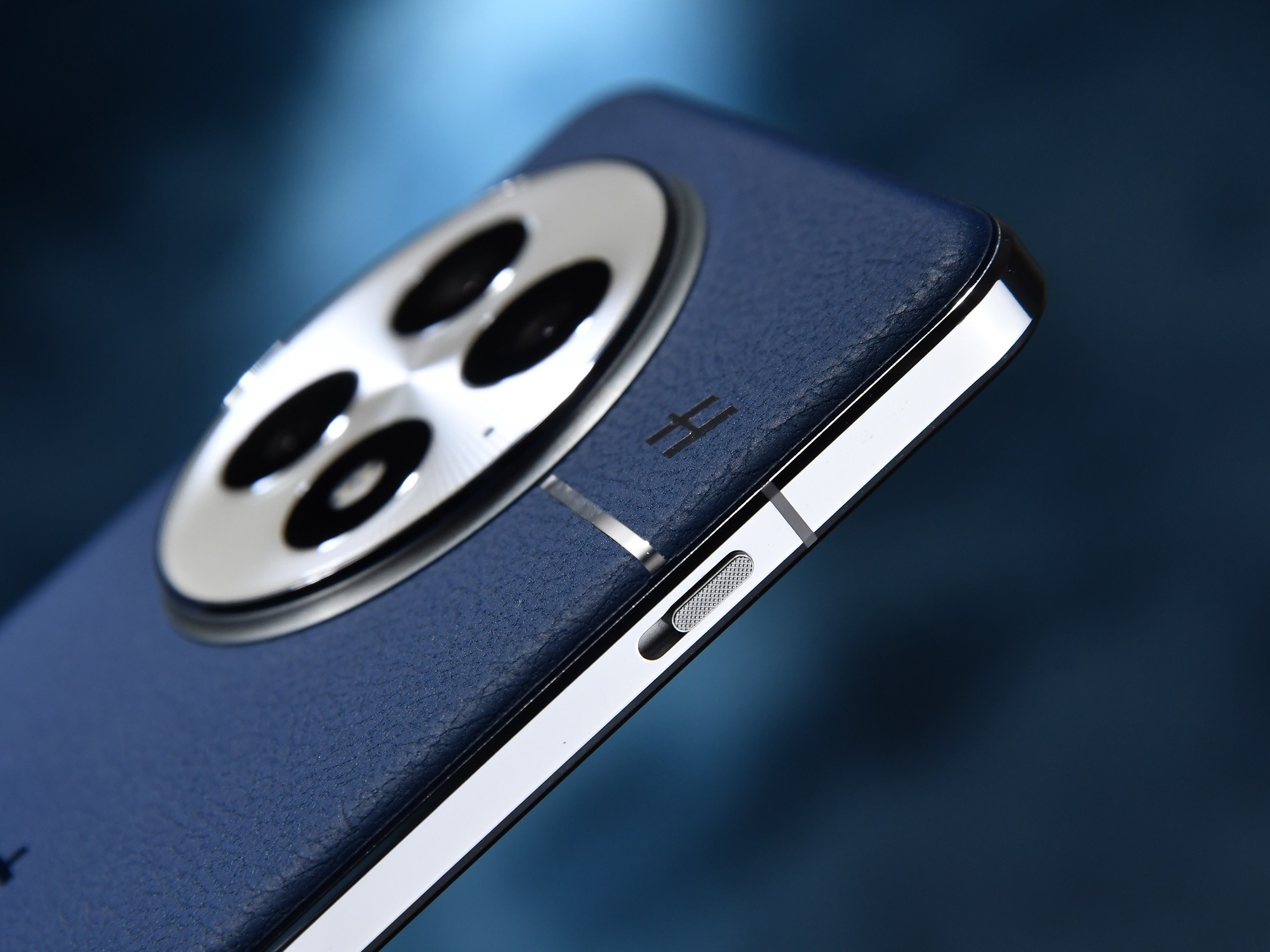 比Pro更Pro的“标准版”  一加13全面评测