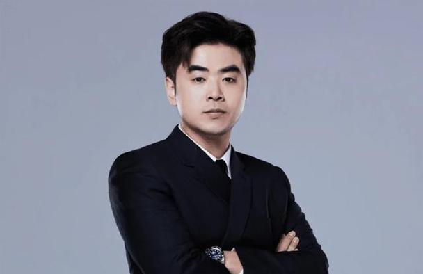 朱开与爱笑、蓝莲花、经纪公司张总、石头赶路和左雾连麦汇总D2_朱开与爱笑、蓝莲花、经纪公司张总、石头赶路和左雾连麦汇总D2_