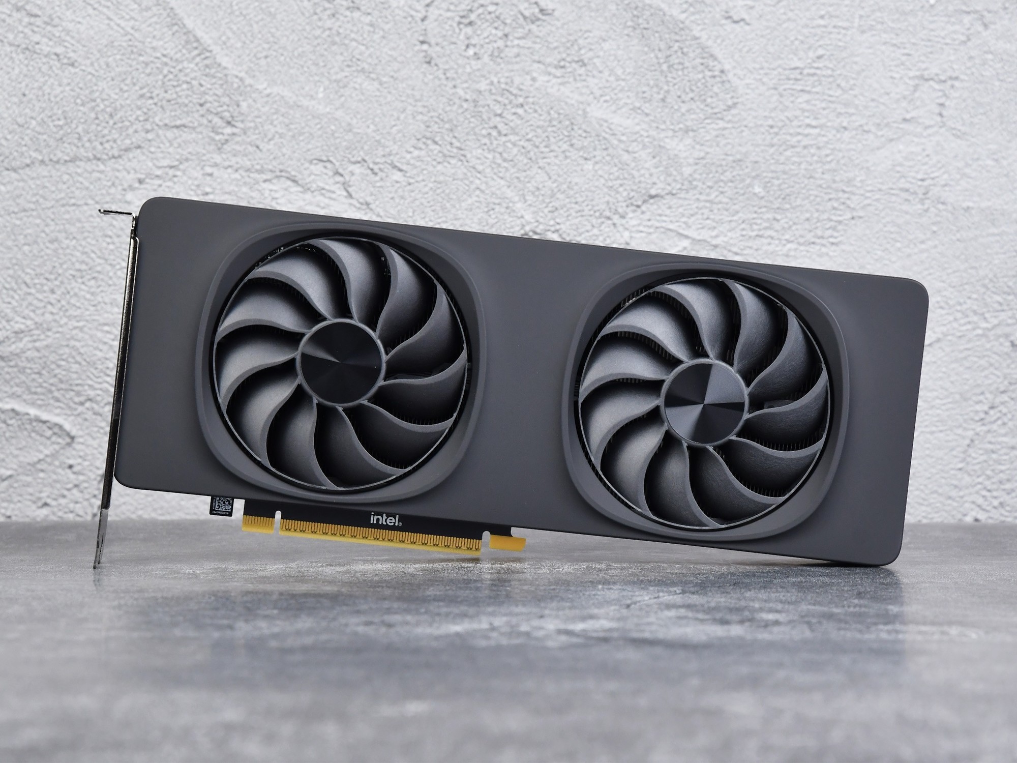 公版英特尔锐炫B580首测：性价比超越RTX 4060Ti 光追性能超级进化