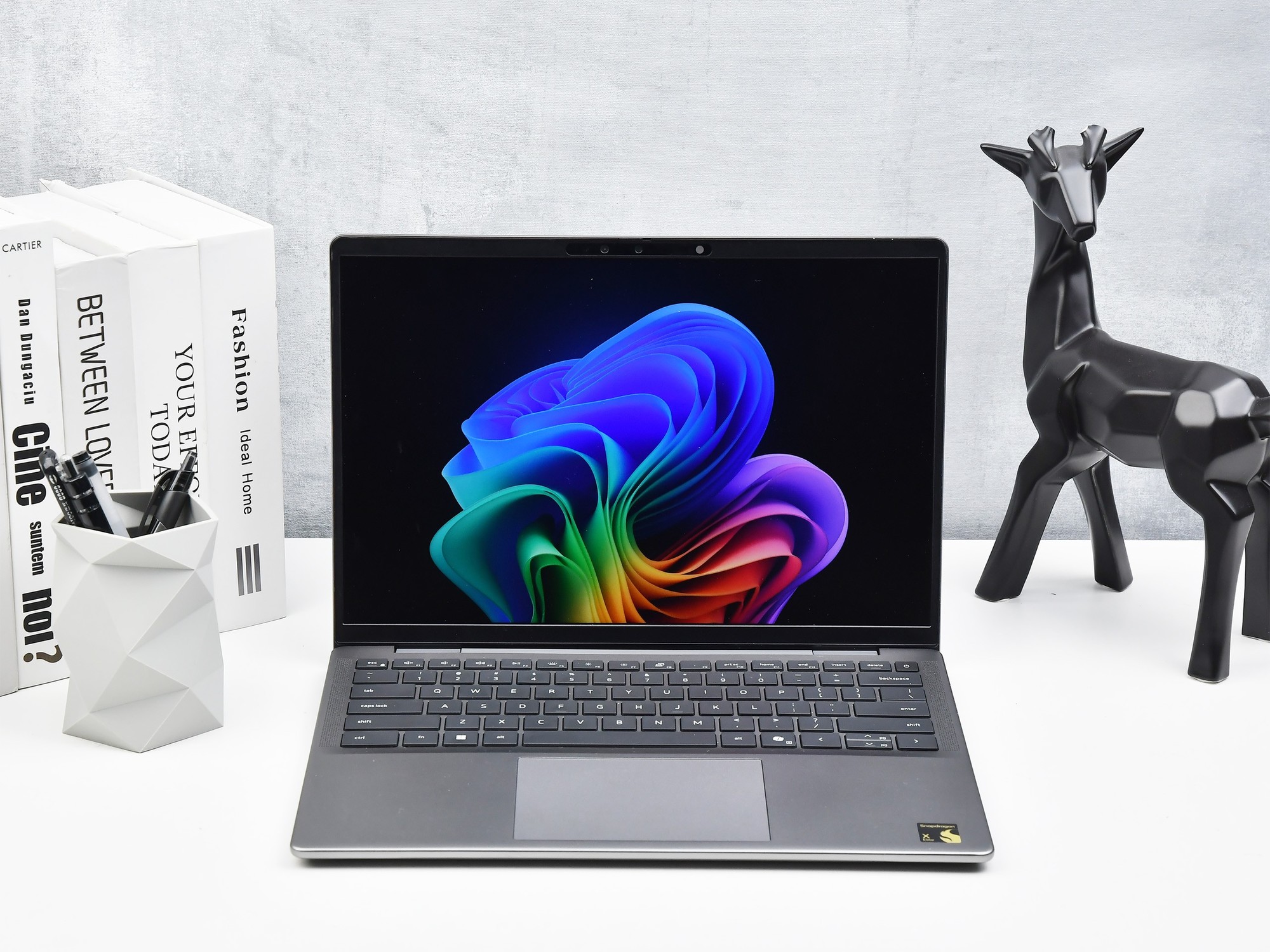 戴尔Latitude 7455评测：14英寸触屏移动办公利器