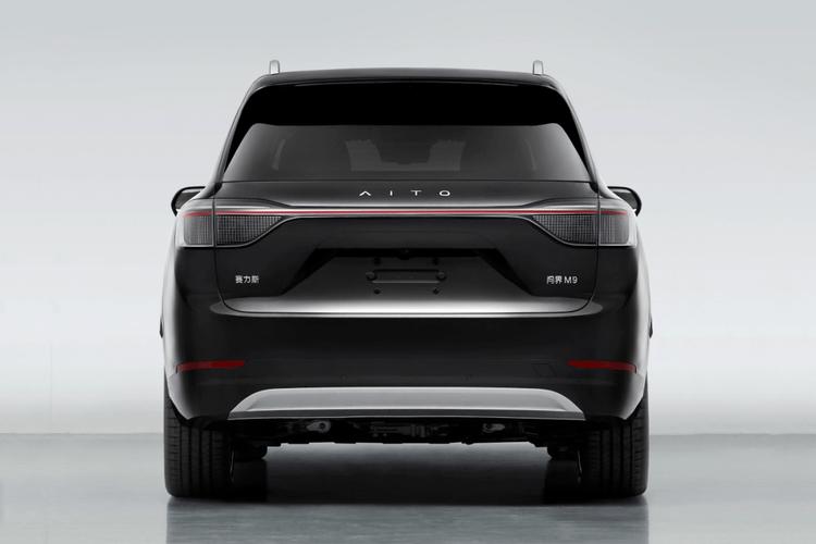 _问界M9 理想L9冬季正面硬刚 谁才是千万内最好的SUV_问界M9 理想L9冬季正面硬刚 谁才是千万内最好的SUV