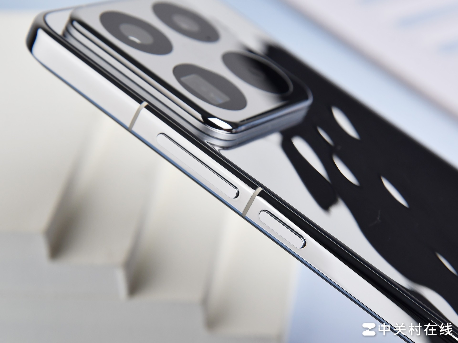 小米15 Pro评测：2024年旗舰手机的标准答案