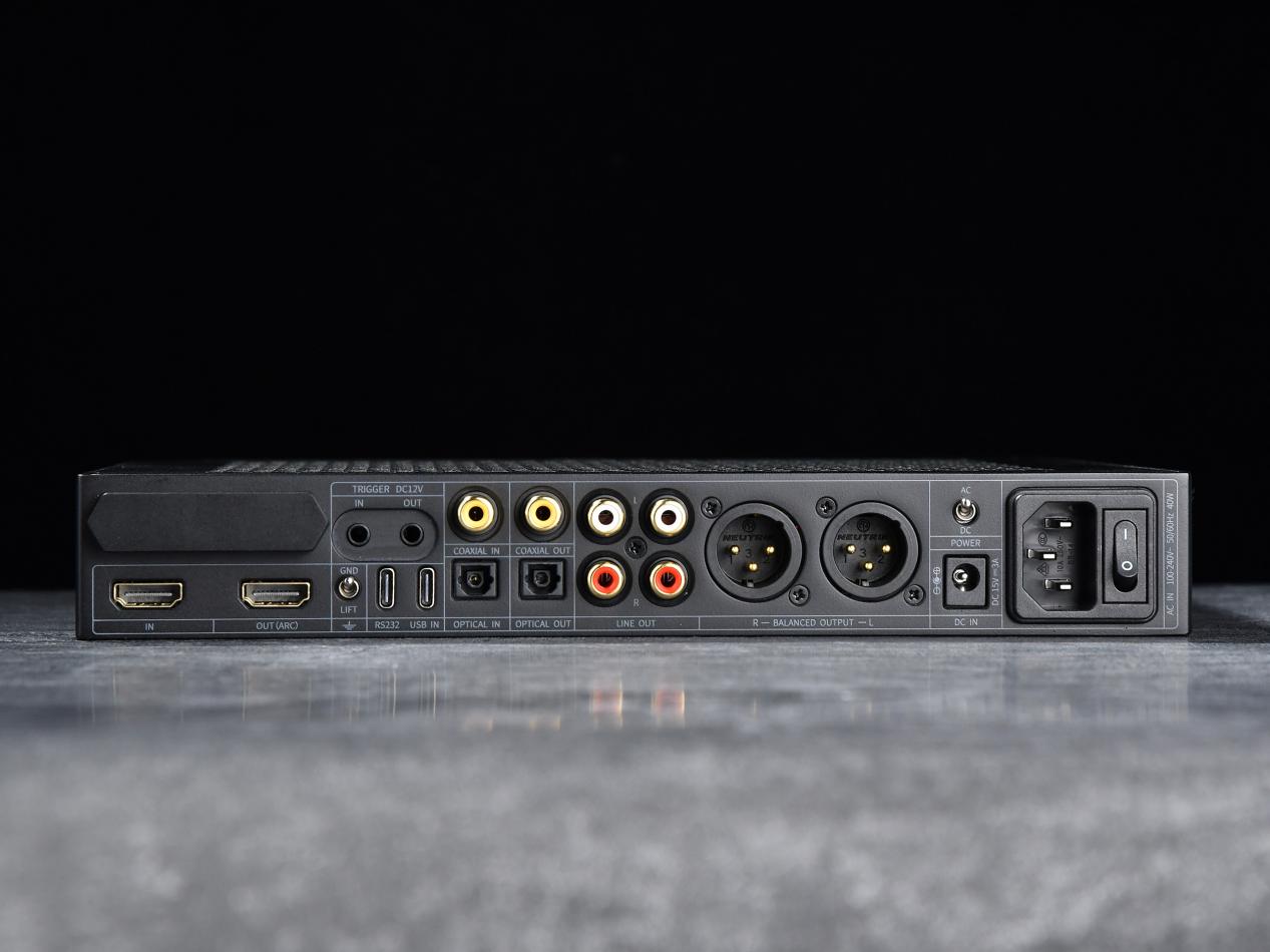 硬核配置，厚积薄发：飞傲K19旗舰级台式解码耳放评测