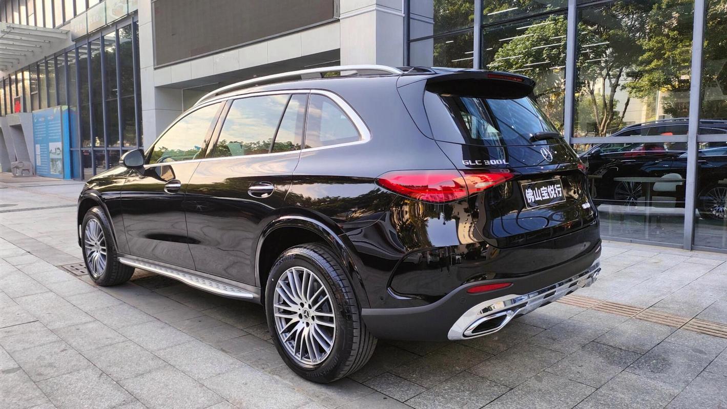 奔驰豪华一手准座新车款图片__奔驰豪华车