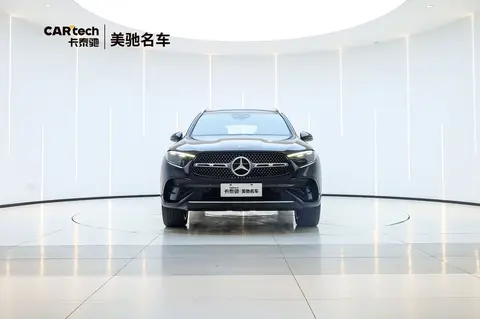 奔驰豪华车_奔驰豪华一手准座新车款图片_