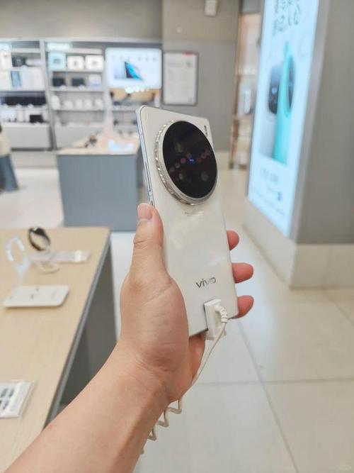 华为万元旗舰曝光__智新超越教育被曝光