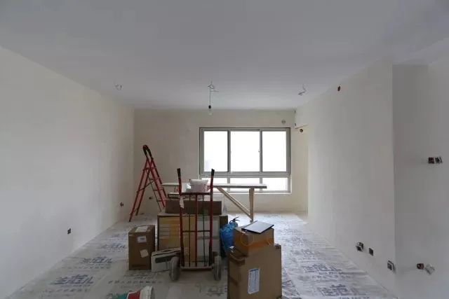 墙体开裂会导致壁纸开裂吗__墙体有裂纹墙纸能遮住吗