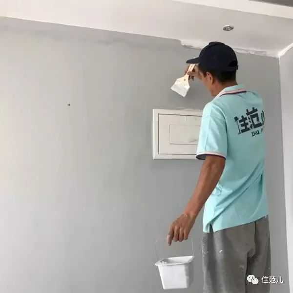 墙体开裂会导致壁纸开裂吗__墙体有裂纹墙纸能遮住吗