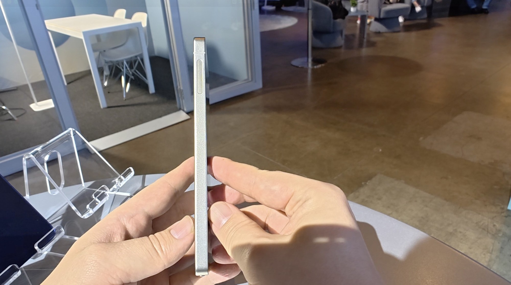 三星Galaxy S25首发评测 年度机皇6499起售