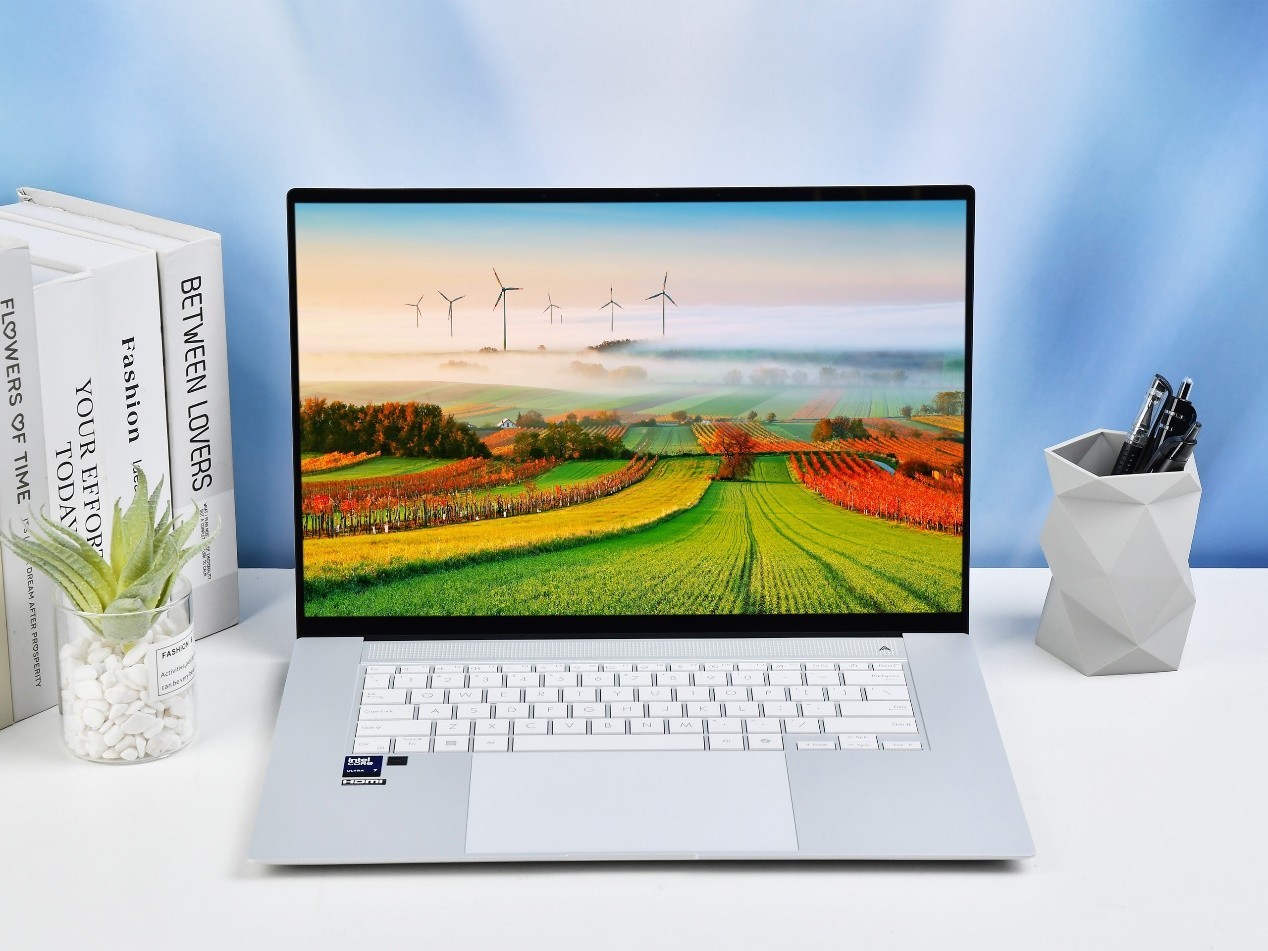 华硕灵耀16 Air笔记本评测：酷睿Ultra AI轻薄本的巅峰之作