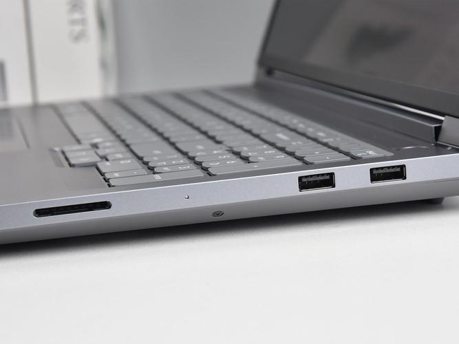 联想创意产品__手元素的创意联想设计