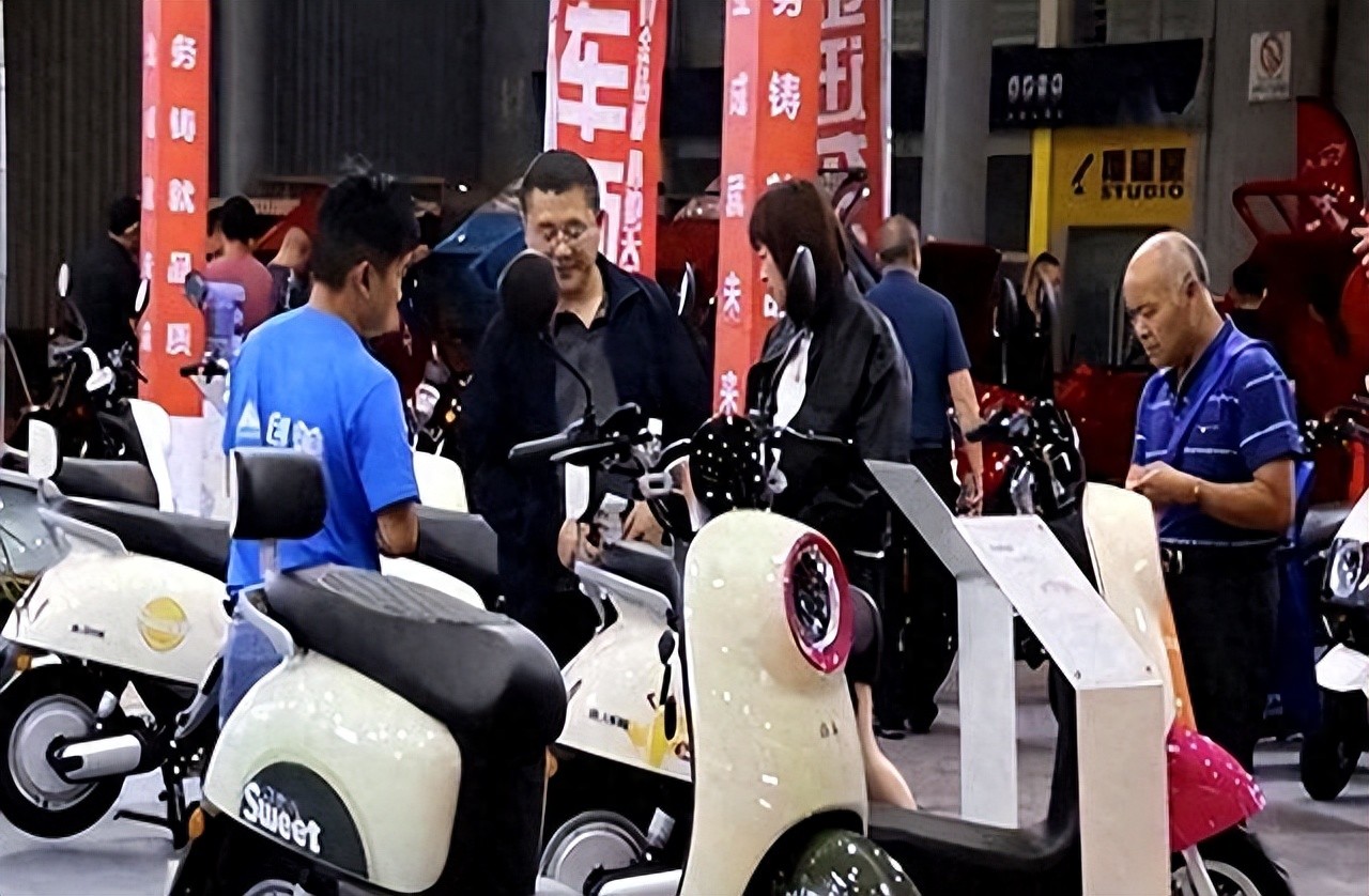 十大电动车品牌排行榜_电动车行业洗牌_九号电动车崛起