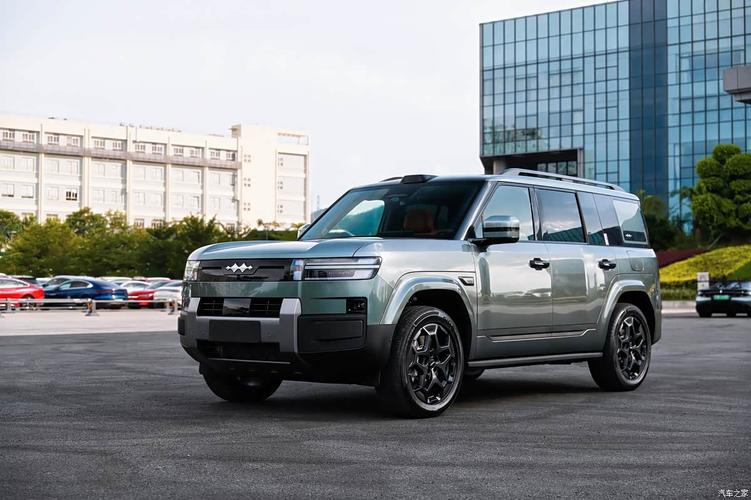 新途安2017款亮相上市__卫士新款