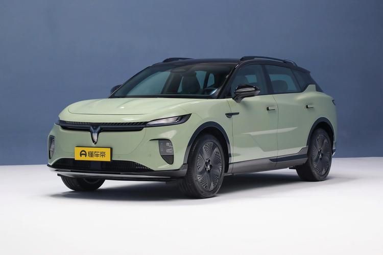 全系800V+5C/搭载乾崑智驾ADS 4 新款岚图知音将于8月底上市__全系800V+5C/搭载乾崑智驾ADS 4 新款岚图知音将于8月底上市