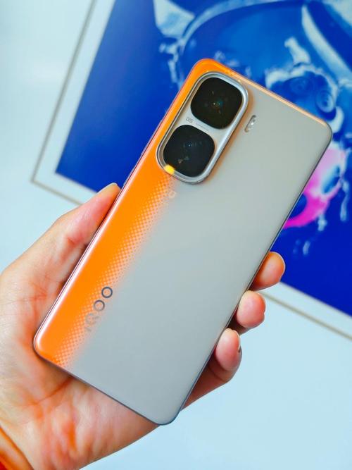 iqoo标准版和高配版的差别__iqooneo5全面测试