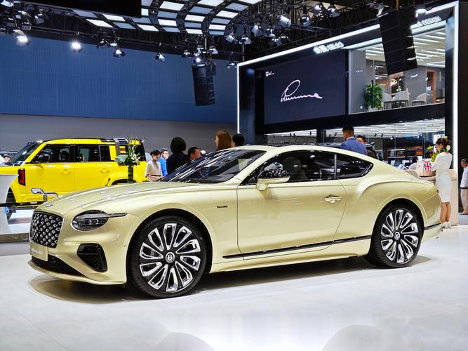 欧陆新款纤维碳套件适配宾利吗_宾利欧陆gt碳纤维_