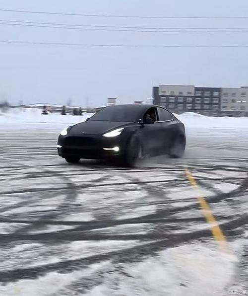 特斯拉极寒测试_特斯拉零下15度测试_