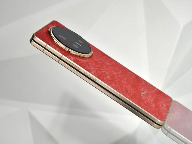 折叠手机荣耀__荣耀首款折叠屏手机