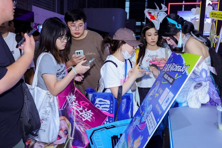 _5G+AI双线出击,飞猫用一整面产品墙征服ChinaJoy 2026_5G+AI双线出击,飞猫用一整面产品墙征服ChinaJoy 2026
