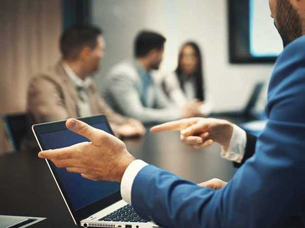 董事长和ceo区别_买在分歧卖在一致邢者_